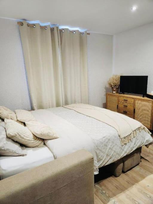 Magnifique Studio Calais Plage Parking Gratuit 外观 照片